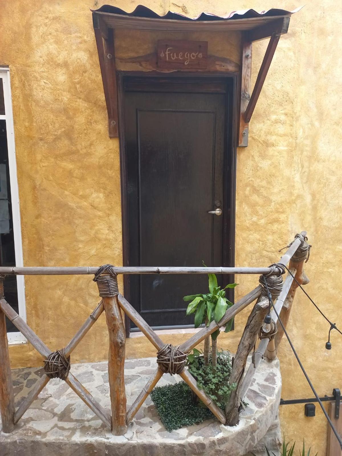 Hotel Quinto Sol Масунте Екстериор снимка